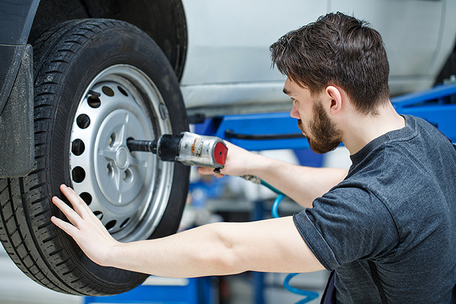 Entretien, pose et réparation de pare-brise - Garages Primum Auto